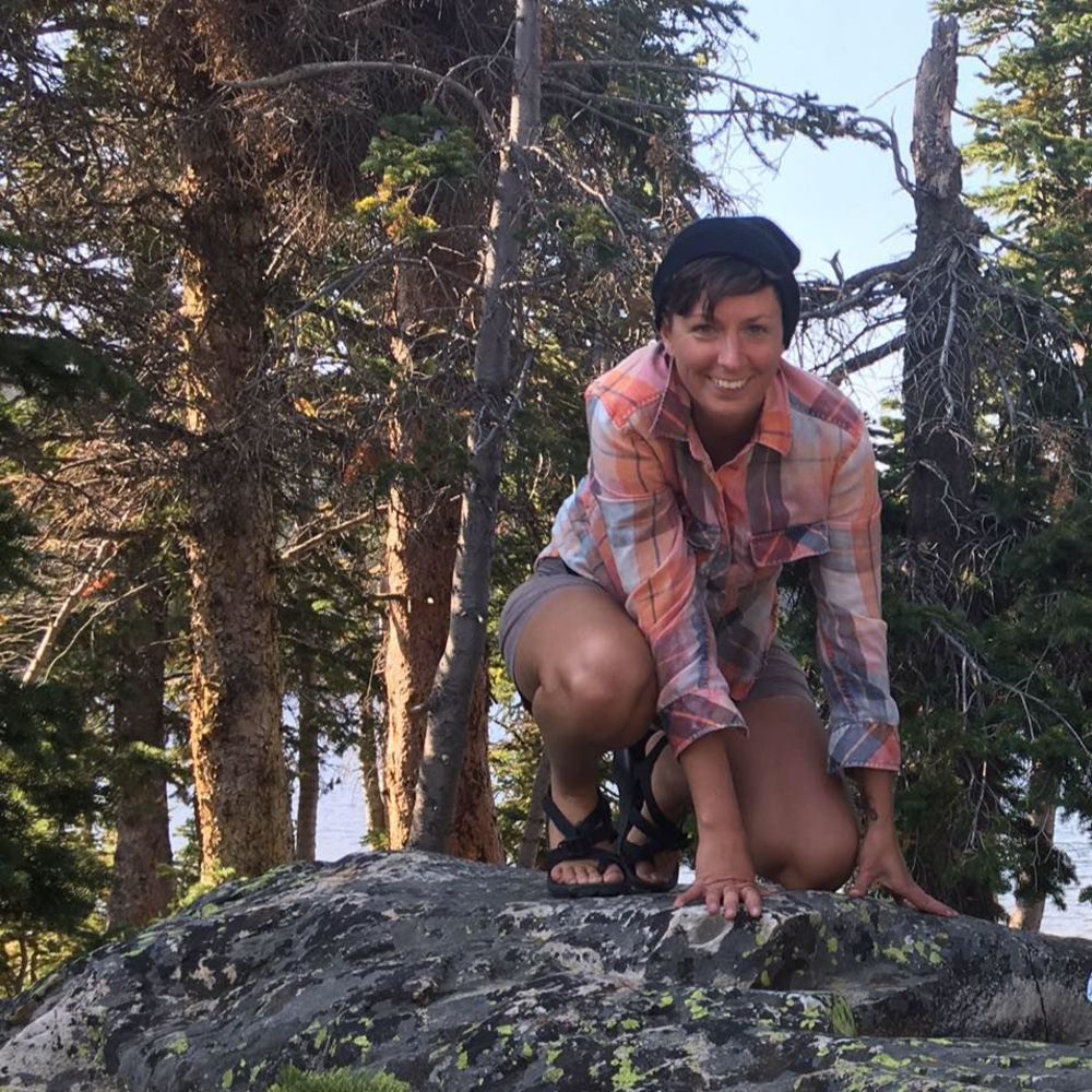 Meet your Posher, Amber mountain